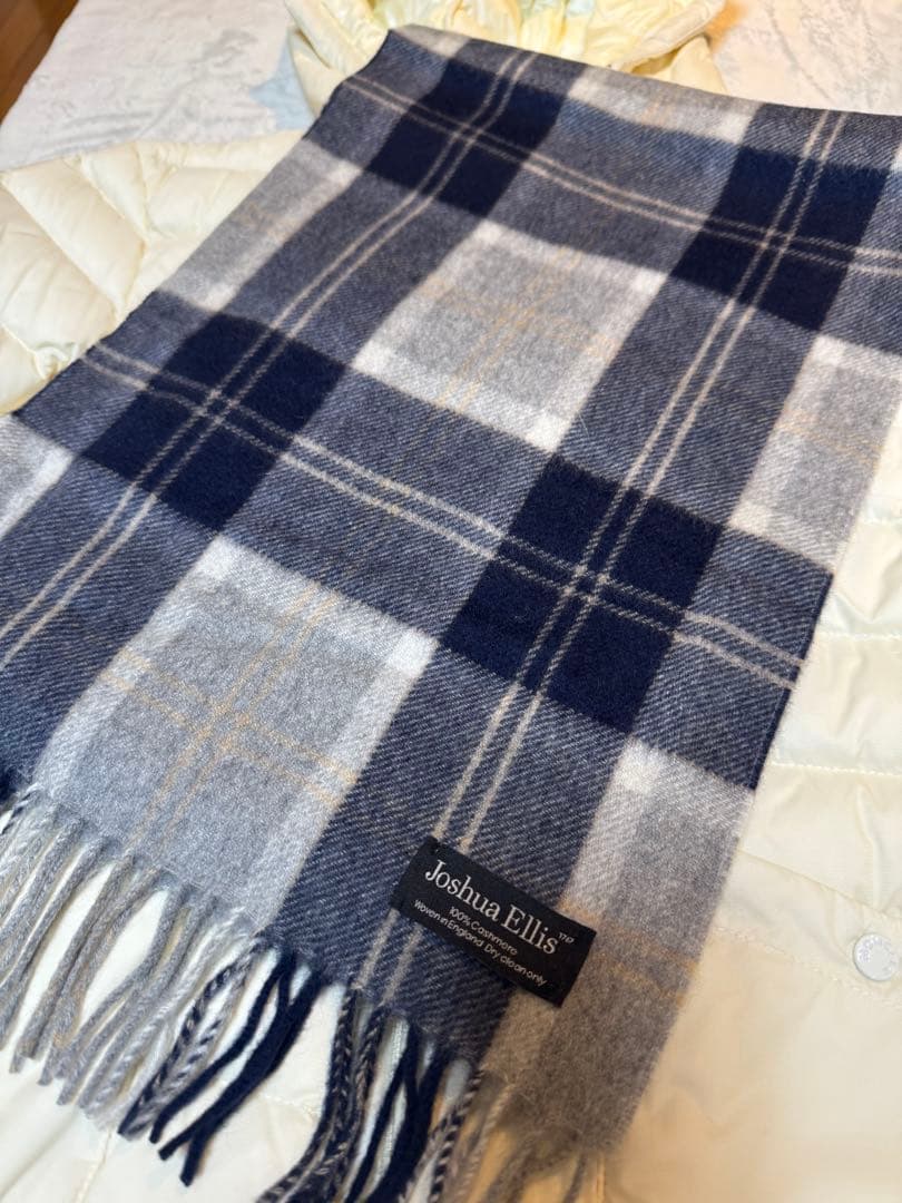 Joshua Ellis マフラー