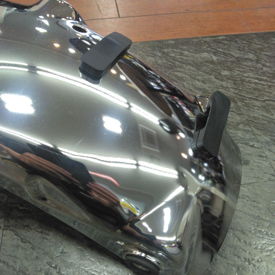 ヤマハSR400純正リアフェンダー　中古品