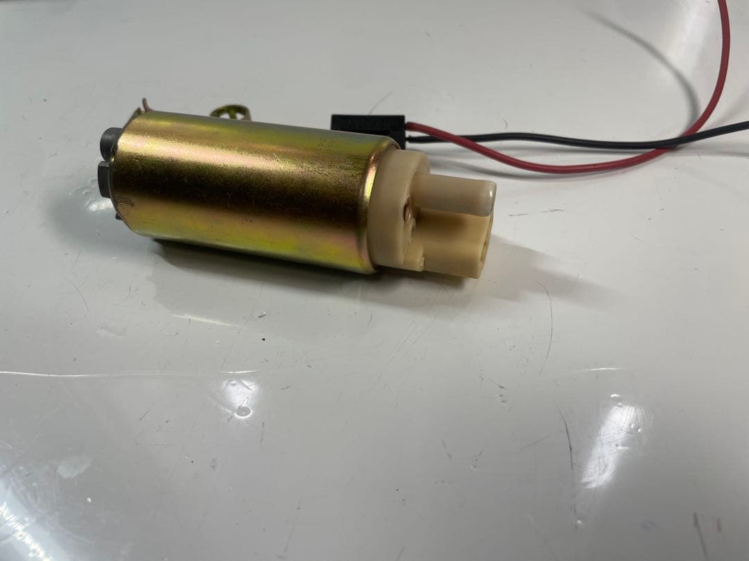 日産S15シルビアの燃料ポンプ