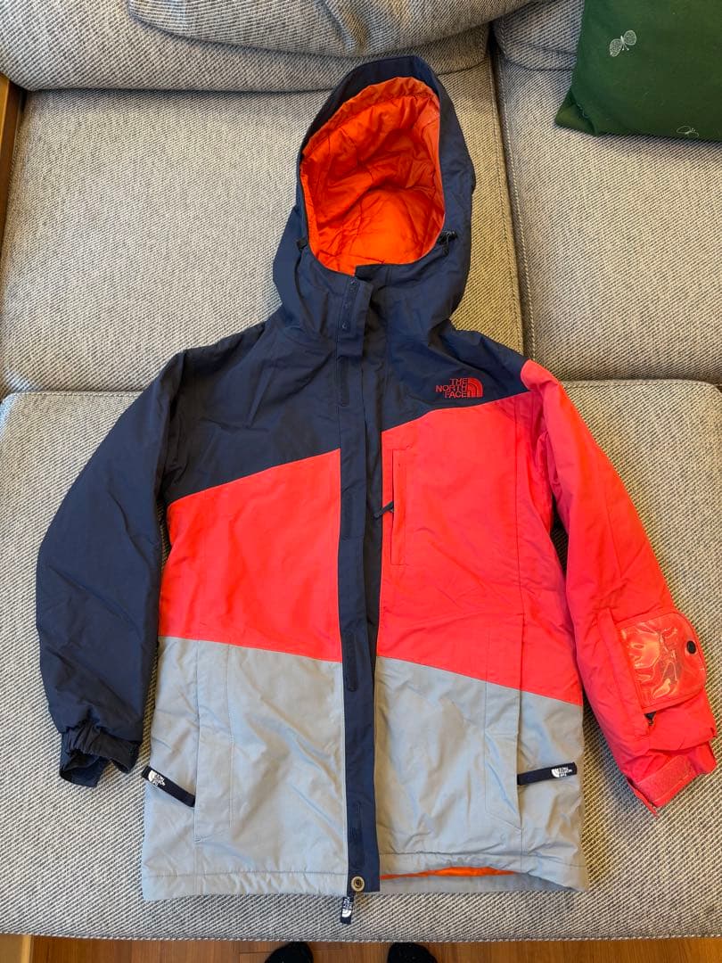 The North Face 子ども用スキーウェアセット　サイズ140