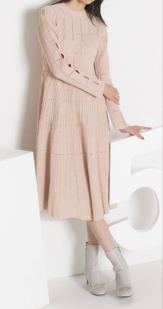 セルフォード　限定　アニバーサリー　ディフオメーションワンピース