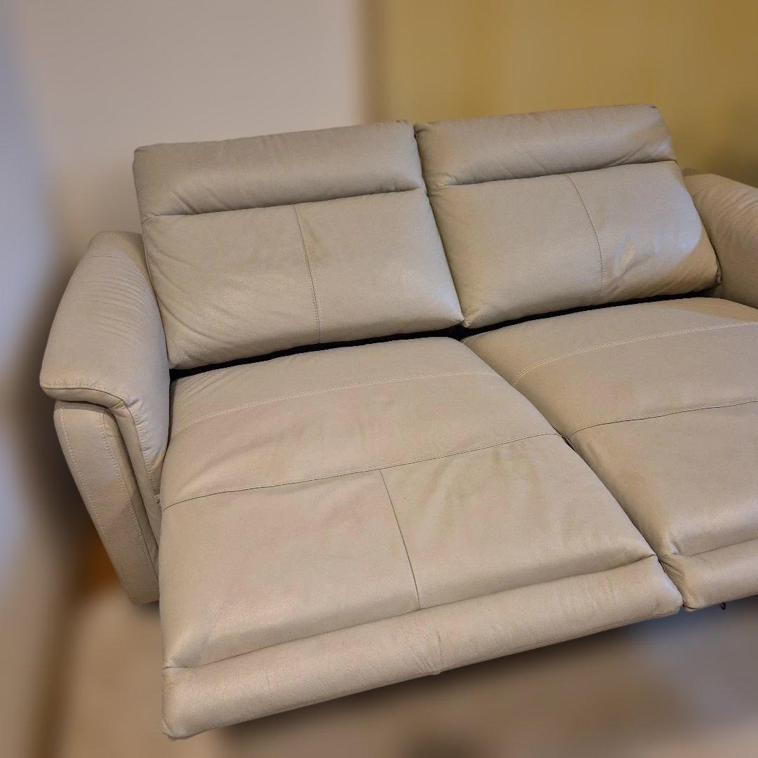 お値下げ　レザーソファー電動リクライニング　2024年購入　2/6まで