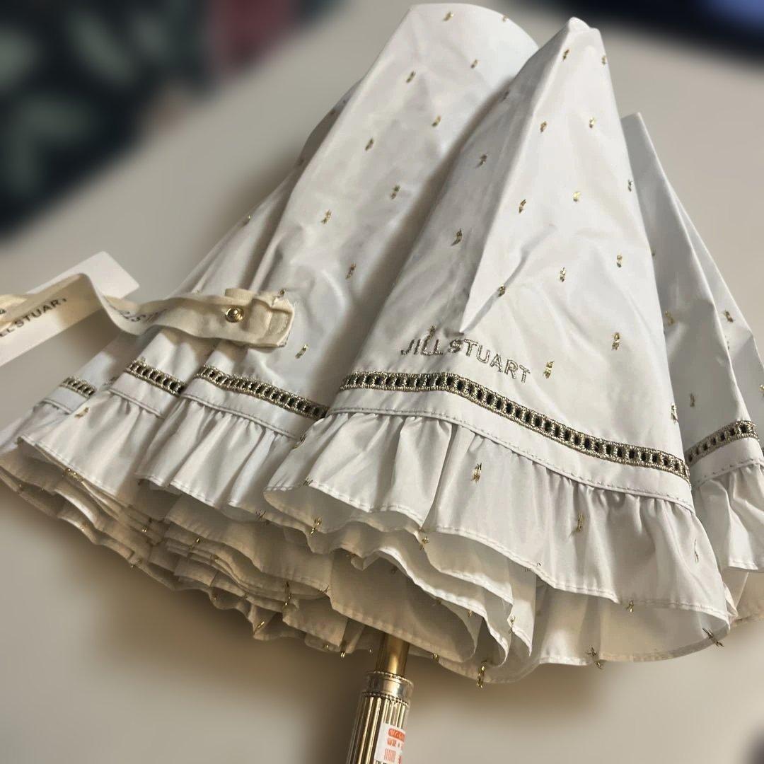 ジルスチュアート晴雨兼用傘 99% UVカット　キラキラ　フリル