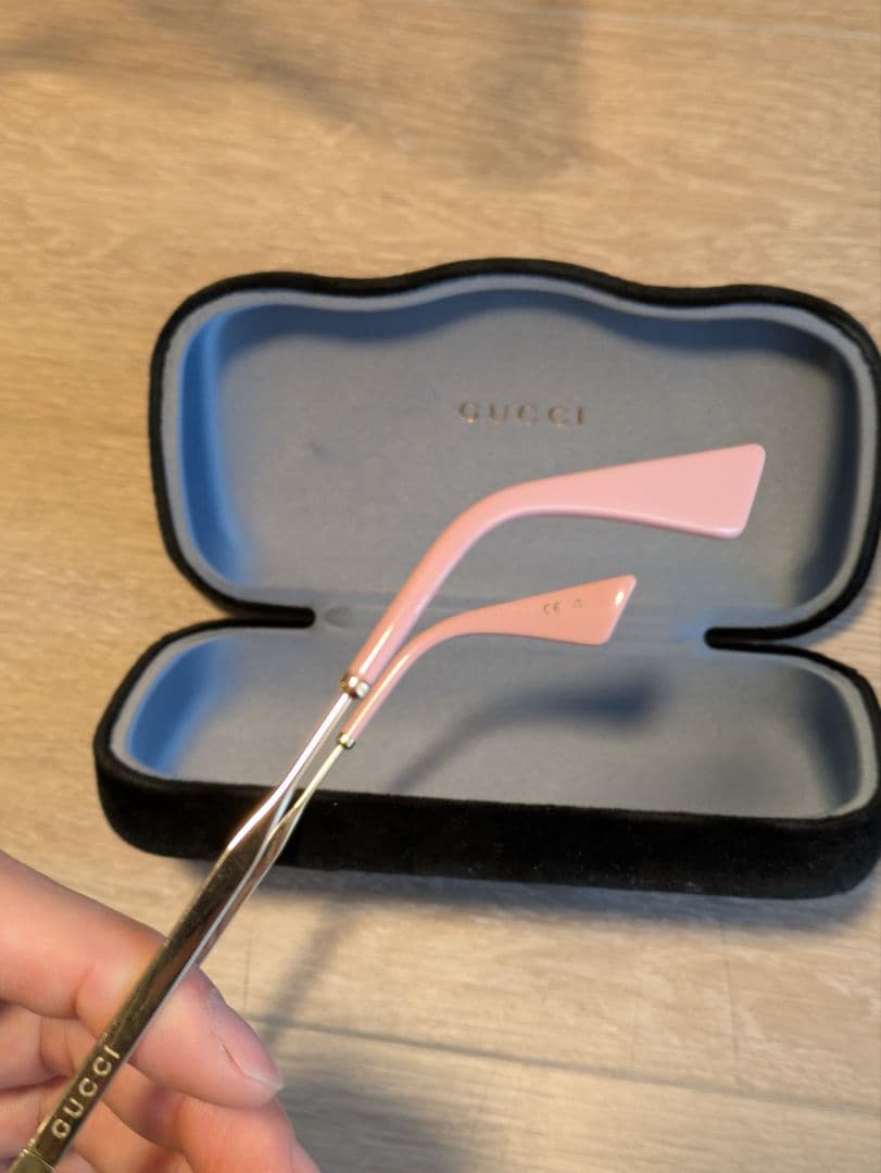 GUCCI　サングラス　GG0818sa