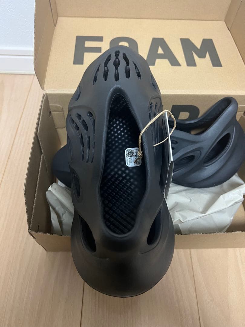 adidas YZY FOAM RNR 27.5㎝ 新品未使用