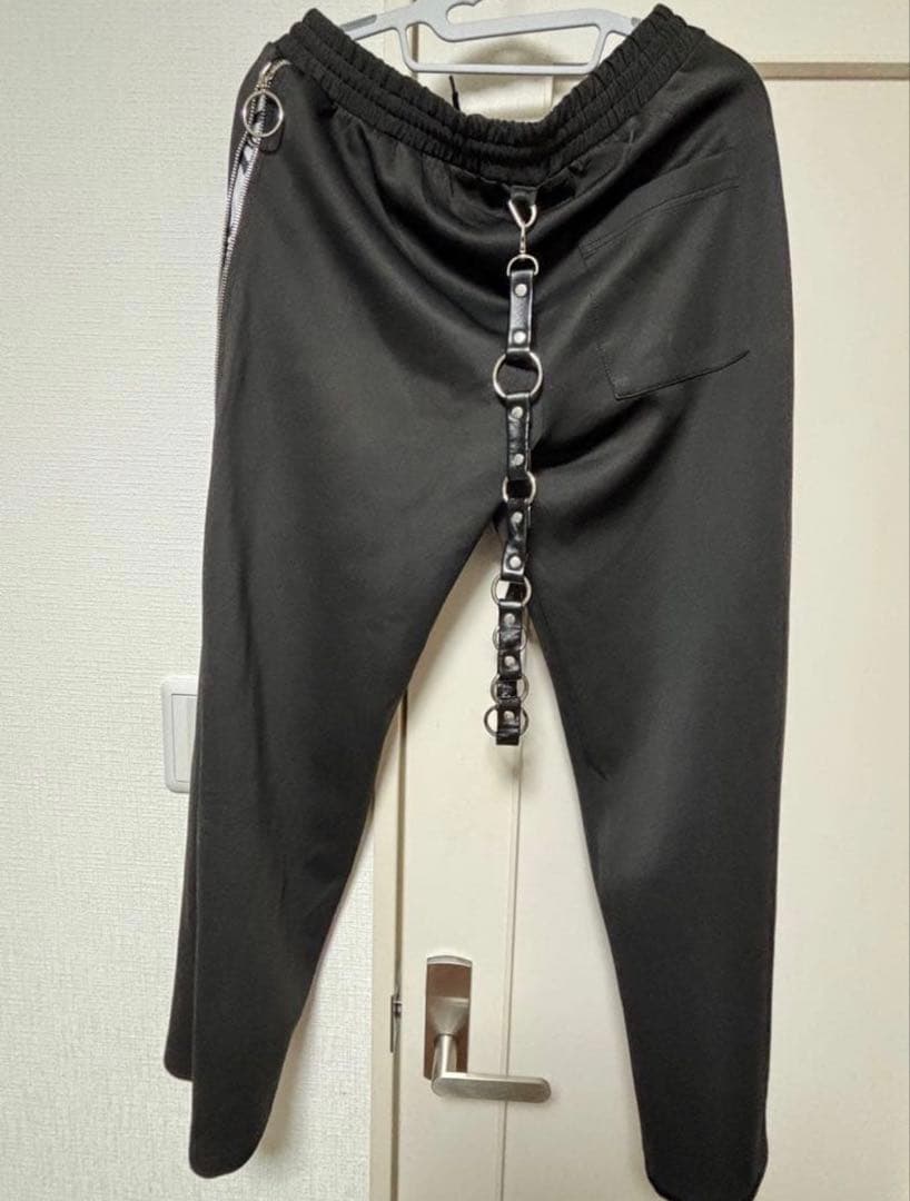 『REFLEM/レフレム』リングサス付きサイドZIPパンツ