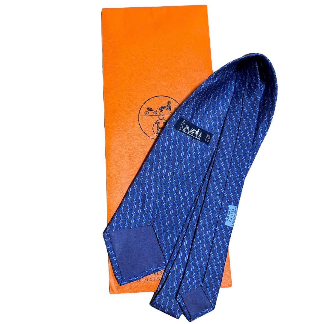 hiro様【未使用】エルメス ネクタイ・ポケットチーフセット