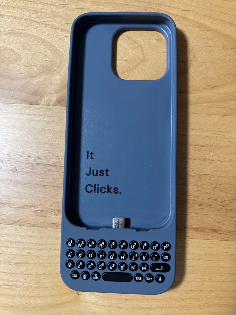 Clicks(クリックス) iPhone 15 Pro