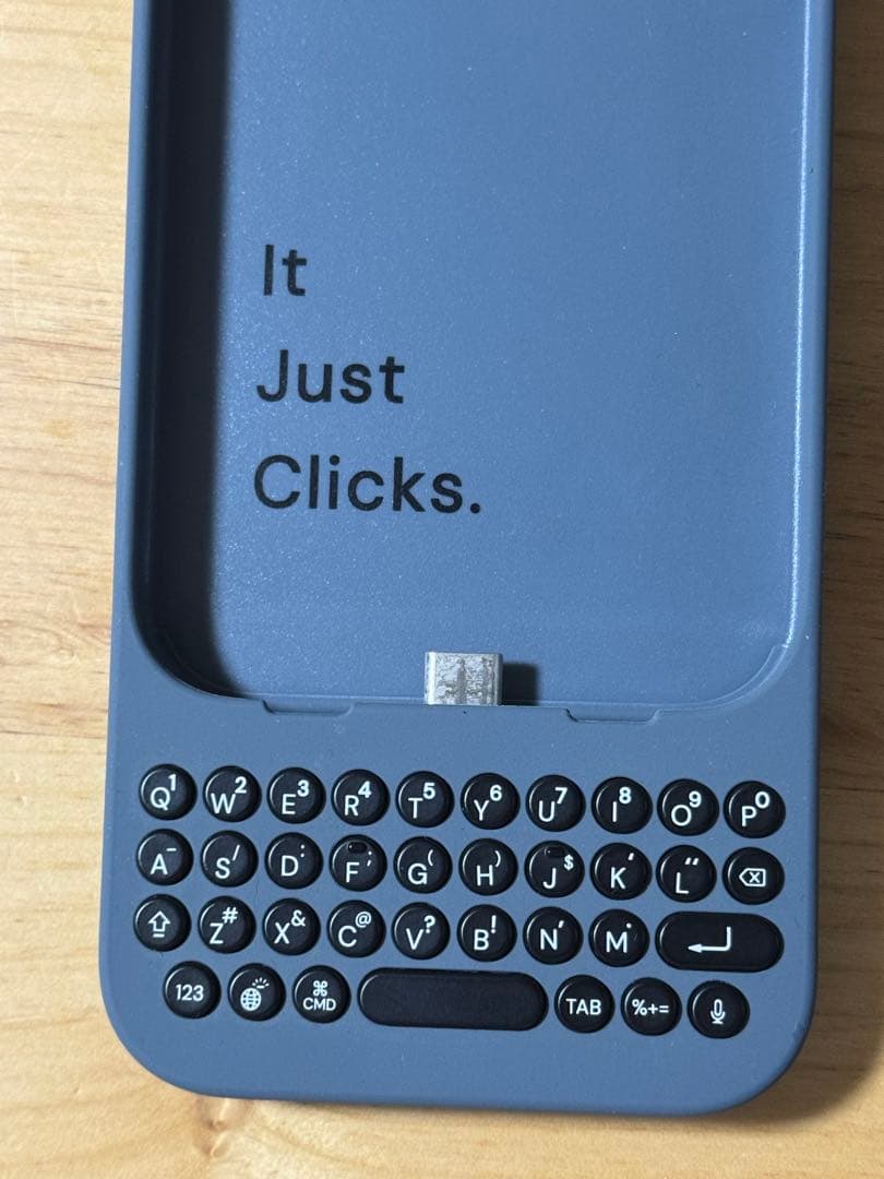 Clicks(クリックス) iPhone 15 Pro