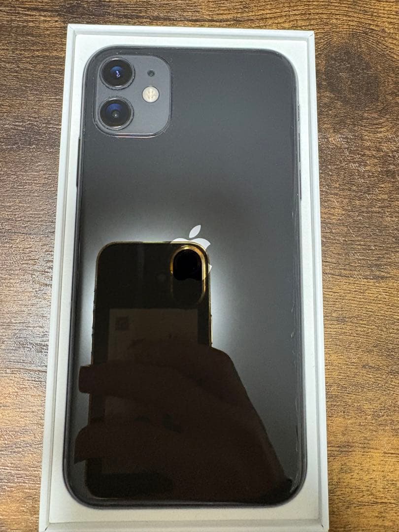 Apple iPhone 11 ブラック SIMフリー