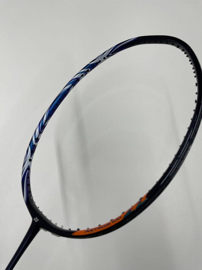 Yonex アストロクス100 ZZ バドミントンラケット