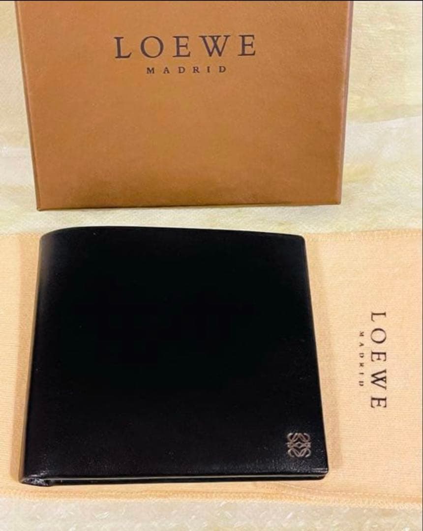 ロエベ　LOEWE 二つ折り財布　ブラック　新品未使用　ヴィンテージ