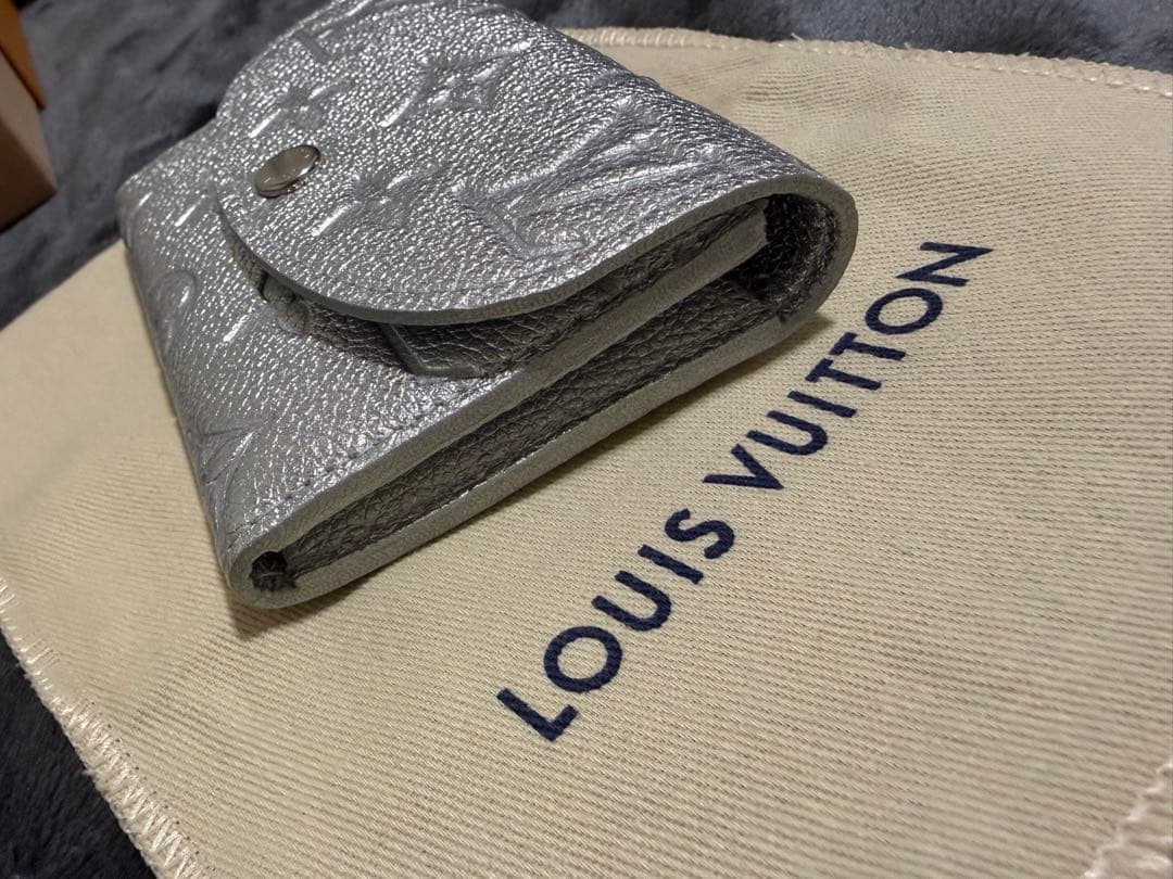 もも ルイヴィトンケース ポルトモネ・ロザリ