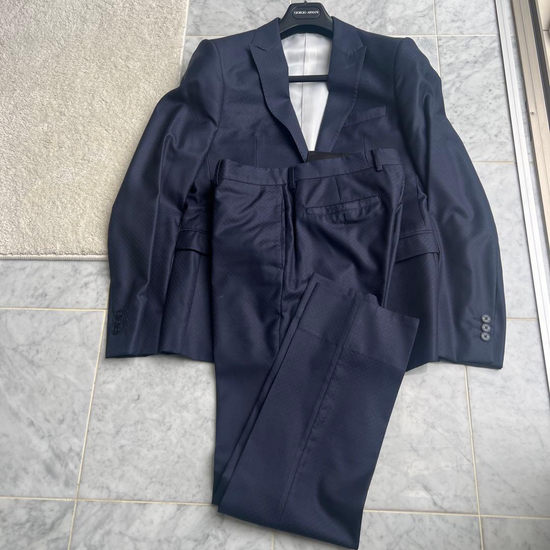 Emporio Armani ネイビースーツ Exclusive