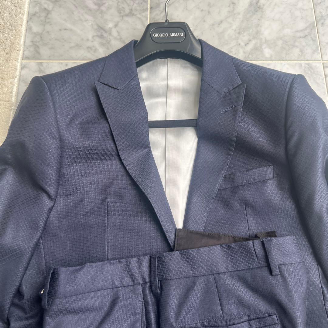 Emporio Armani ネイビースーツ Exclusive