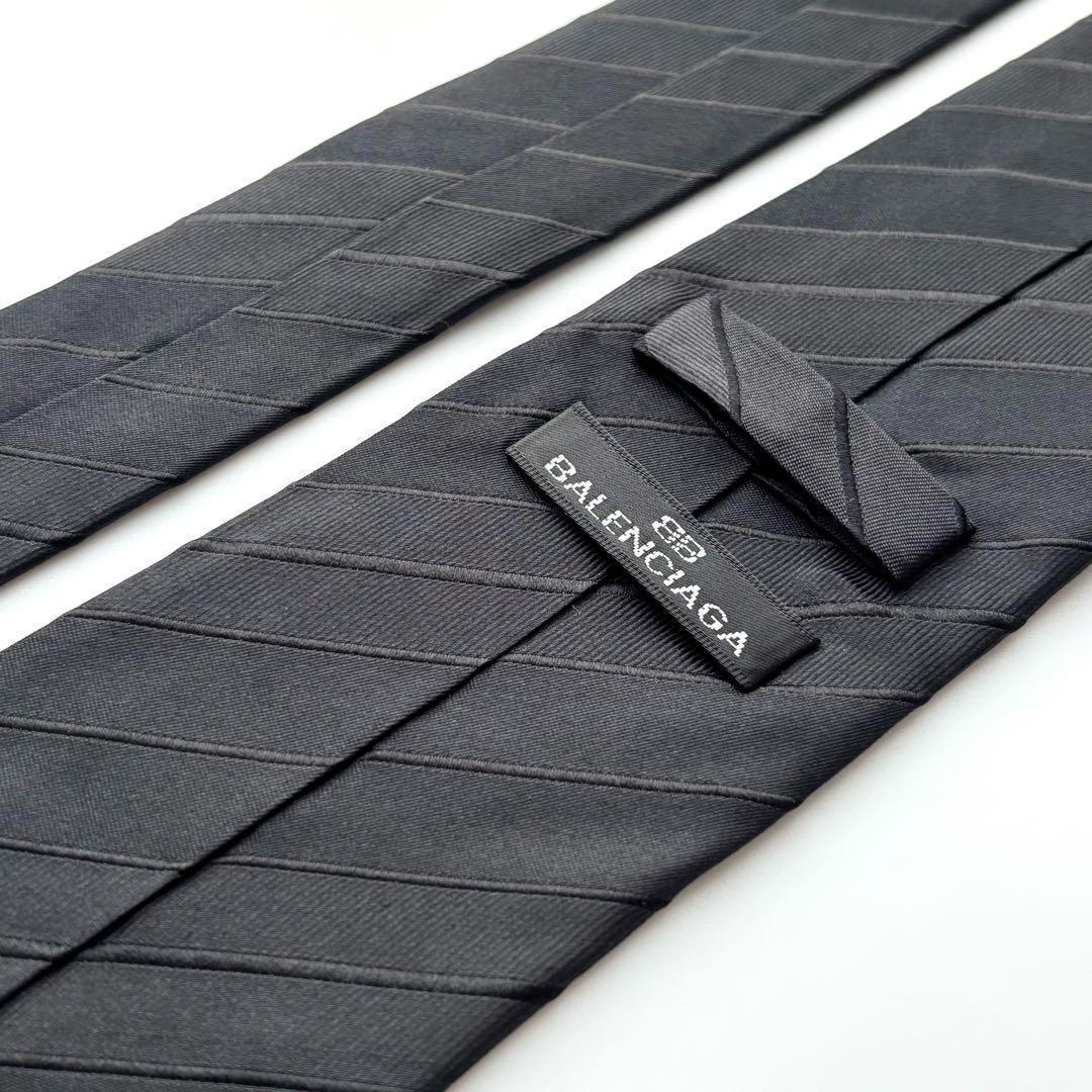 ꧁新品未使用꧂ バレンシアガ ネクタイ ナロータイ チーフ フォーマル ブラック