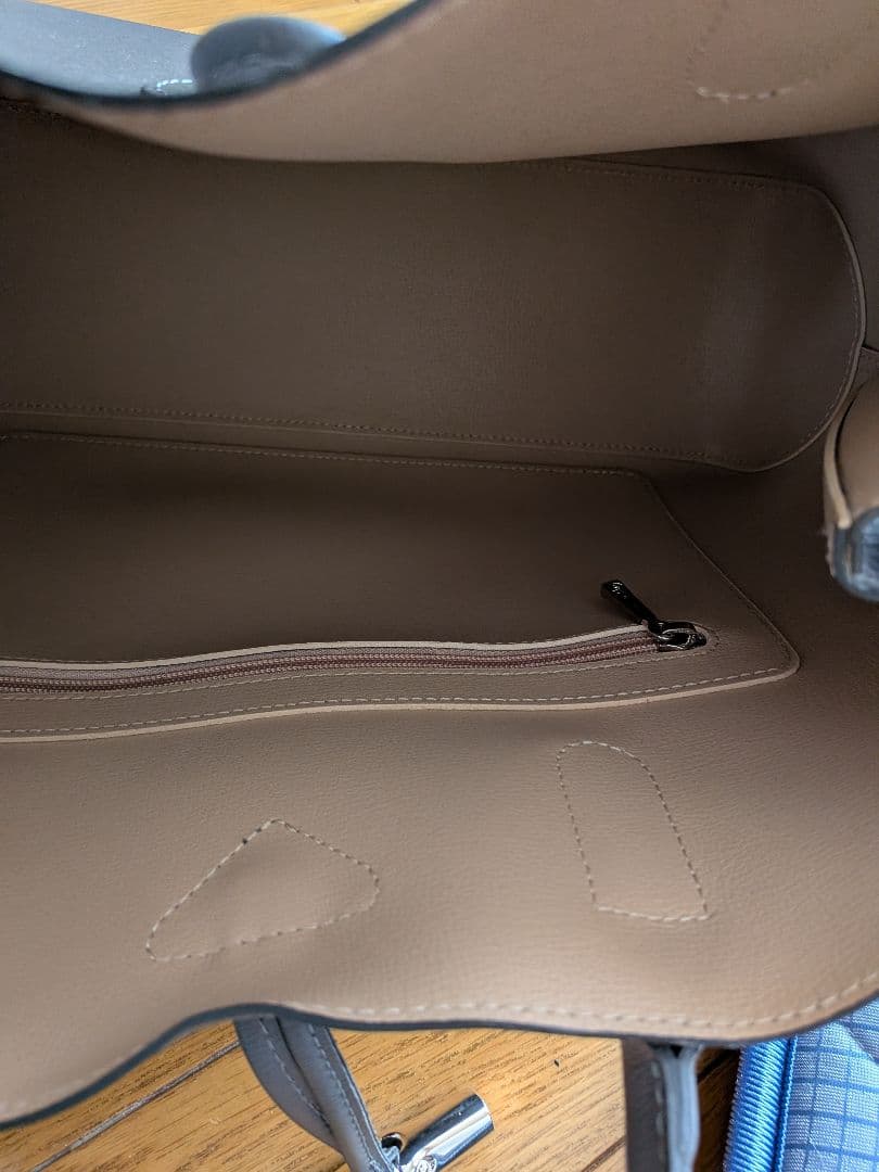 新品ロンシャン　ロゾ レザートートバック