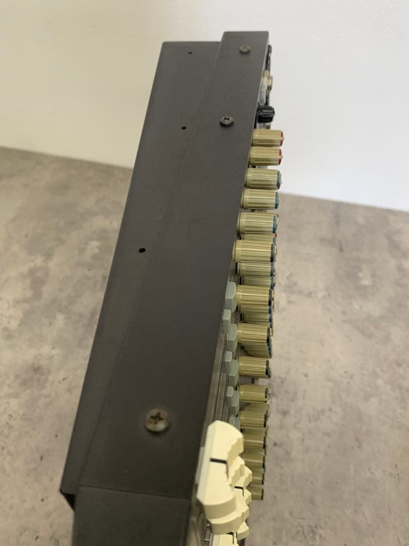 。 MACKIE MS1402-VLZ 14chアナログミキサー