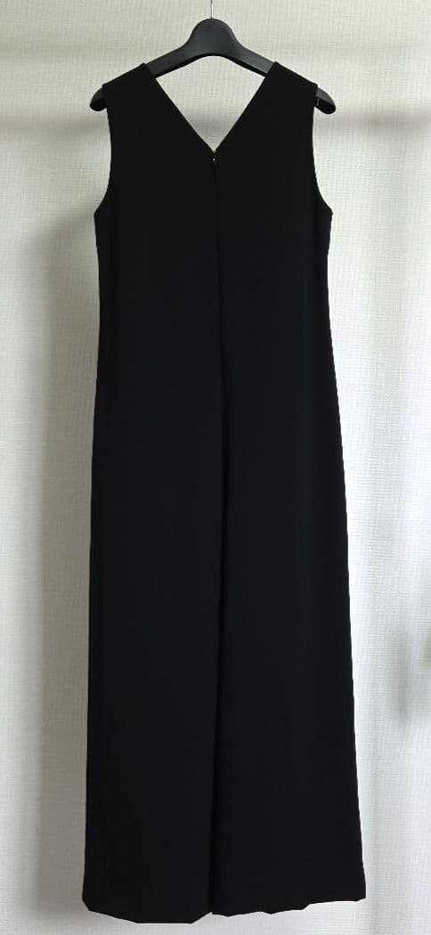 theory 22SS Vネックオールインワン ジャンプスーツ 黒色