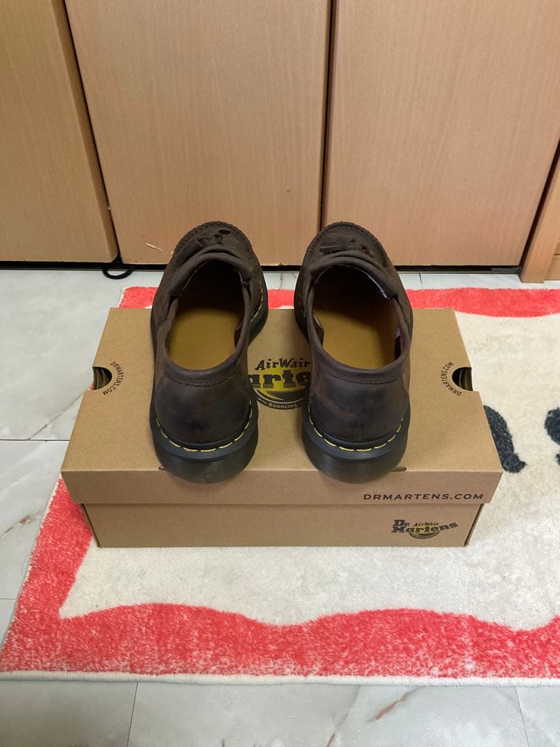 Dr. Martens ブラウンタッセルローファー