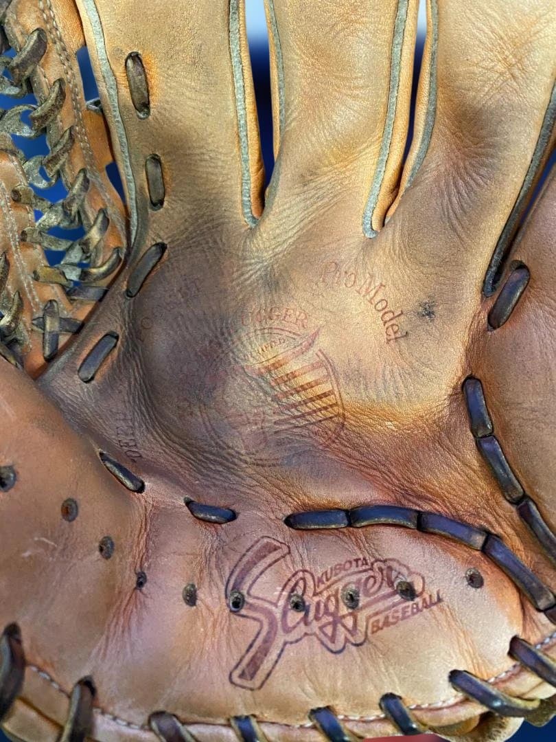 Slugger AGGRESSIVE BASEBALL 軟式グローブ 内野手