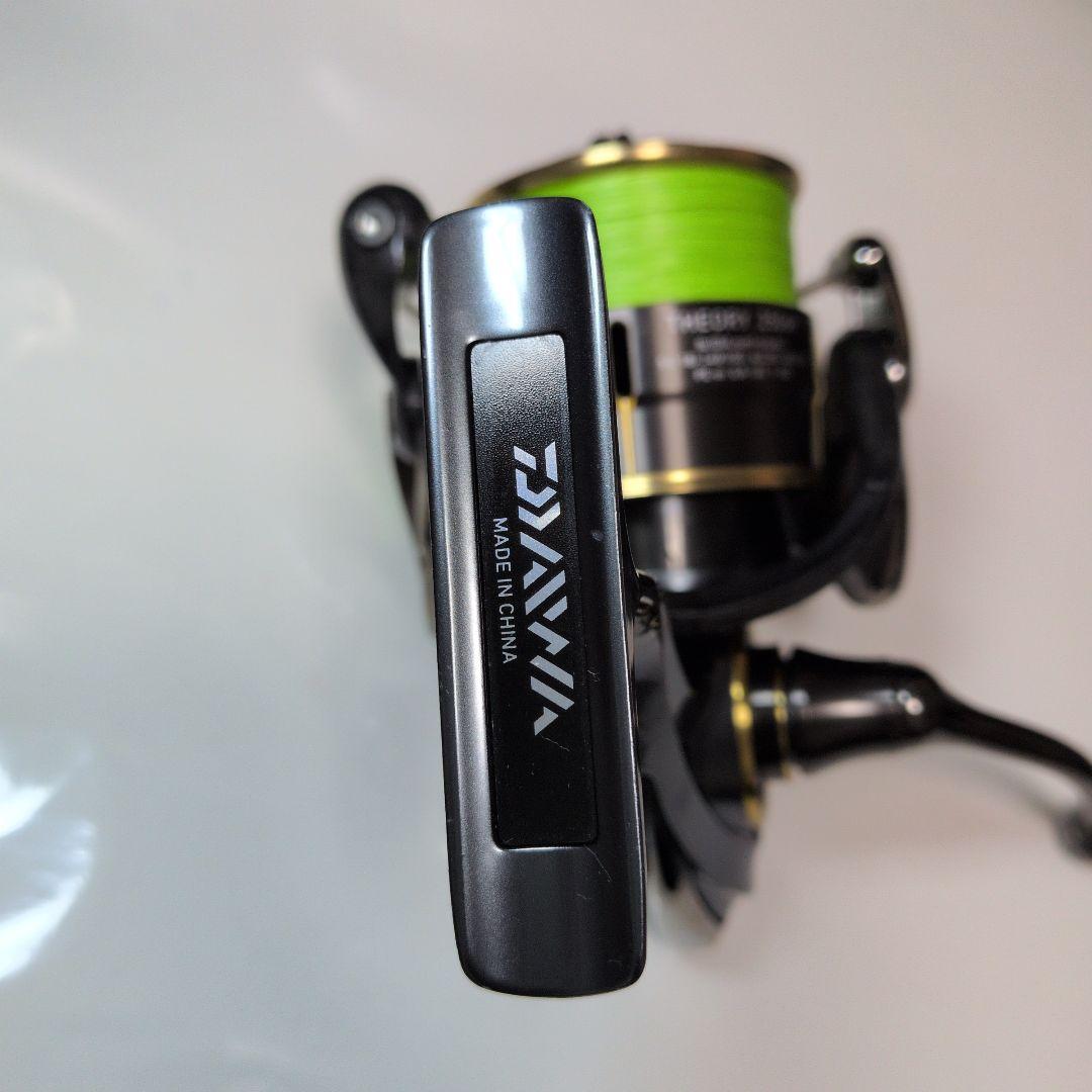 ダイワ THEORY 2506H スピニングリール