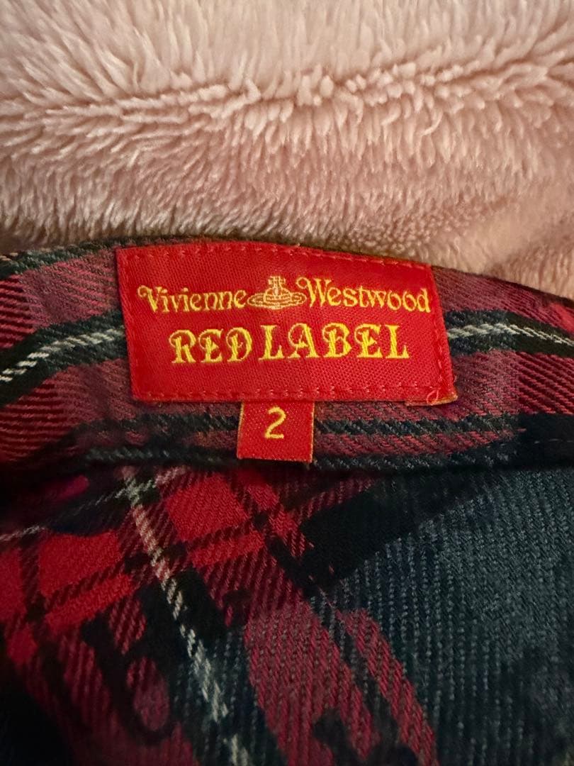 ViviennWestwoodの赤×グレータータンチェック柄スカート