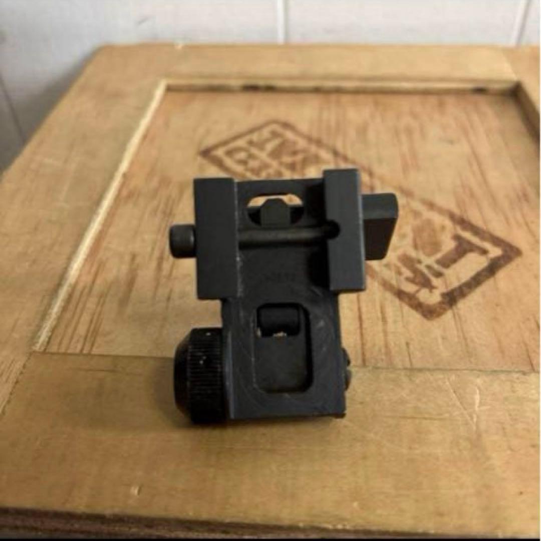 米軍　実物　MATECH BUIS 600M M4 M16バックアップリアサイト