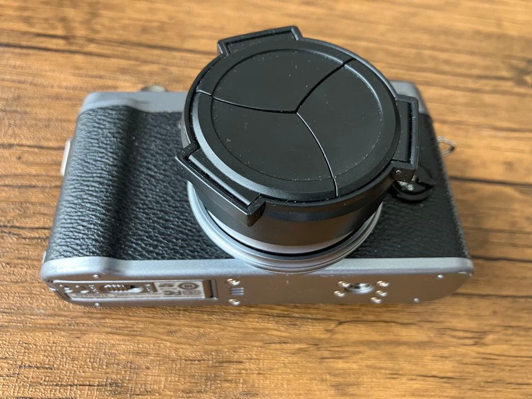 FUJIFILM X20 一眼レフカメラ