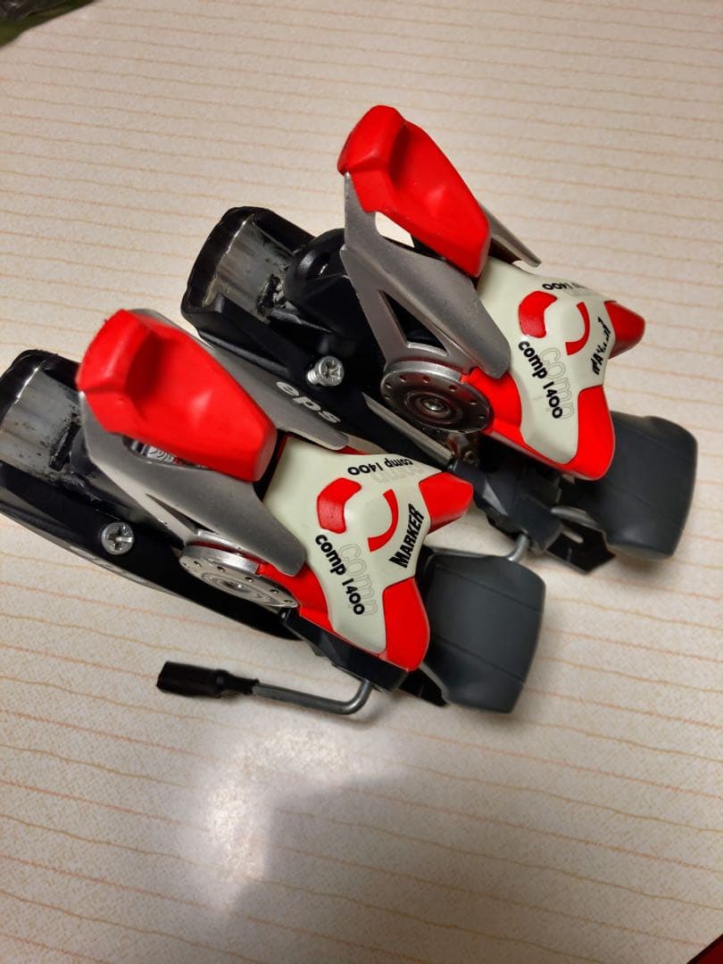 Marker Comp 1400 ビンディング