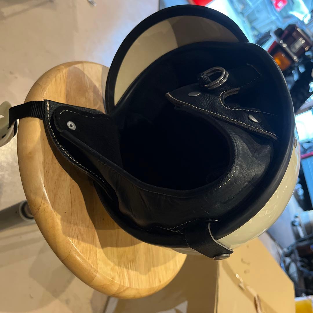 オーシャンビートル　ショーティーホワイト 半帽ヘルメット 調整可能ストラップ