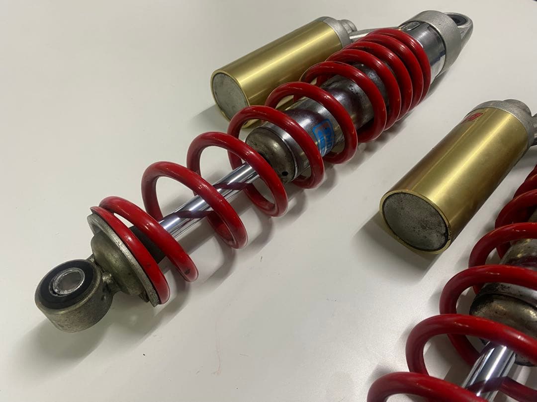 CB750 (RC42) 純正リアサスペンション