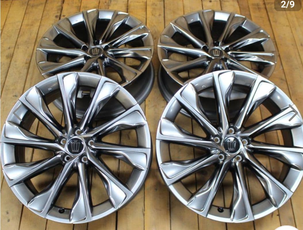 クラウンクロスオーバー　純正ホイール4本セット　ガリキズ無し　走行距離