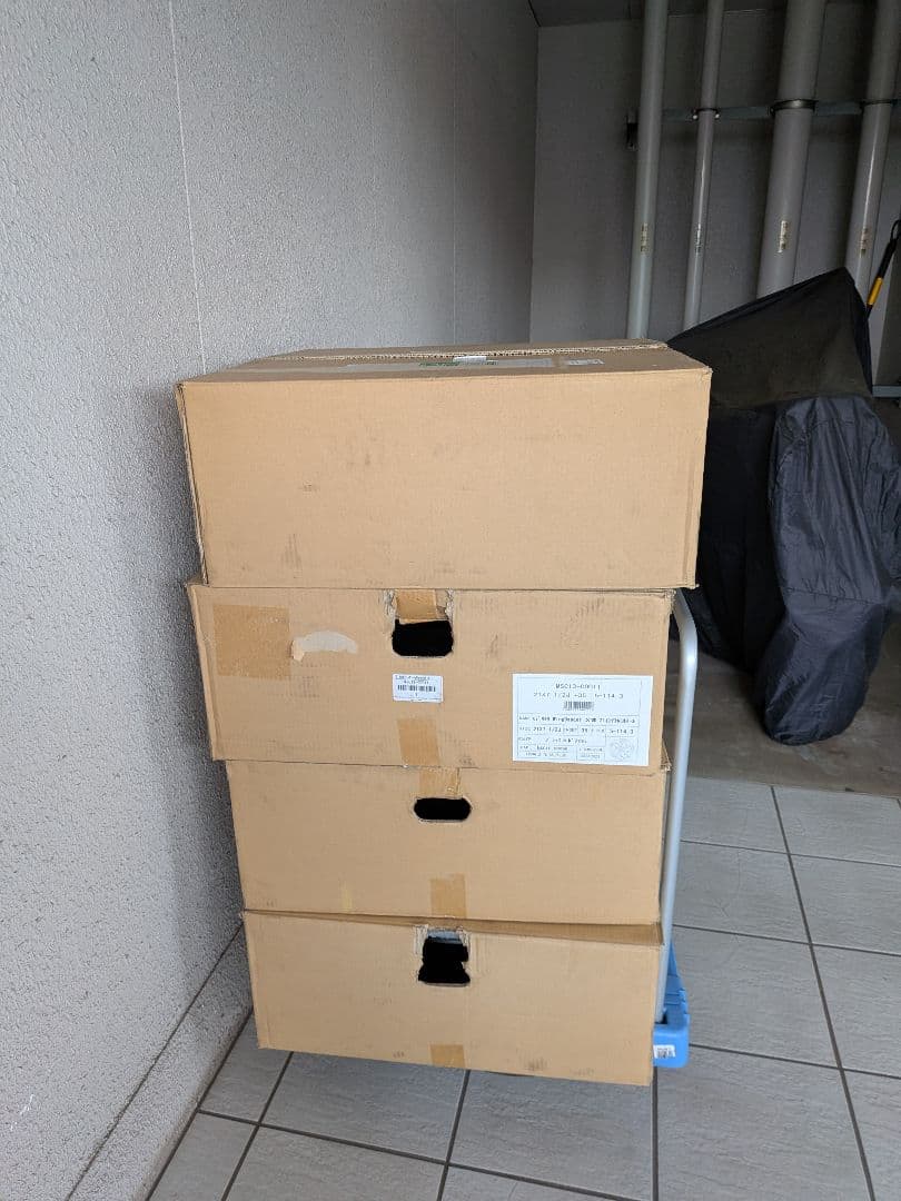 クラウンクロスオーバー　純正ホイール4本セット　ガリキズ無し　走行距離