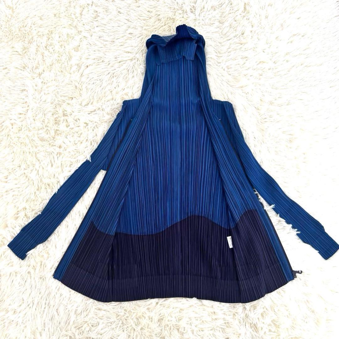 極美品 プリーツプリーズ イッセイミヤケ ジップアップパーカーフーディー長袖