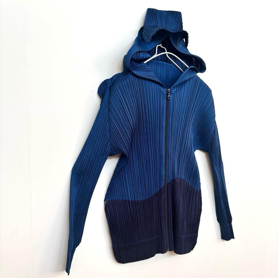極美品 プリーツプリーズ イッセイミヤケ ジップアップパーカーフーディー長袖