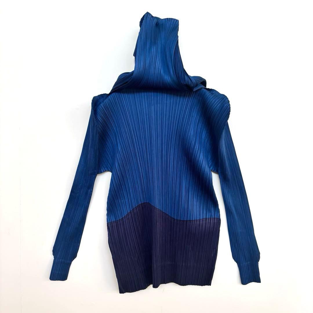 極美品 プリーツプリーズ イッセイミヤケ ジップアップパーカーフーディー長袖