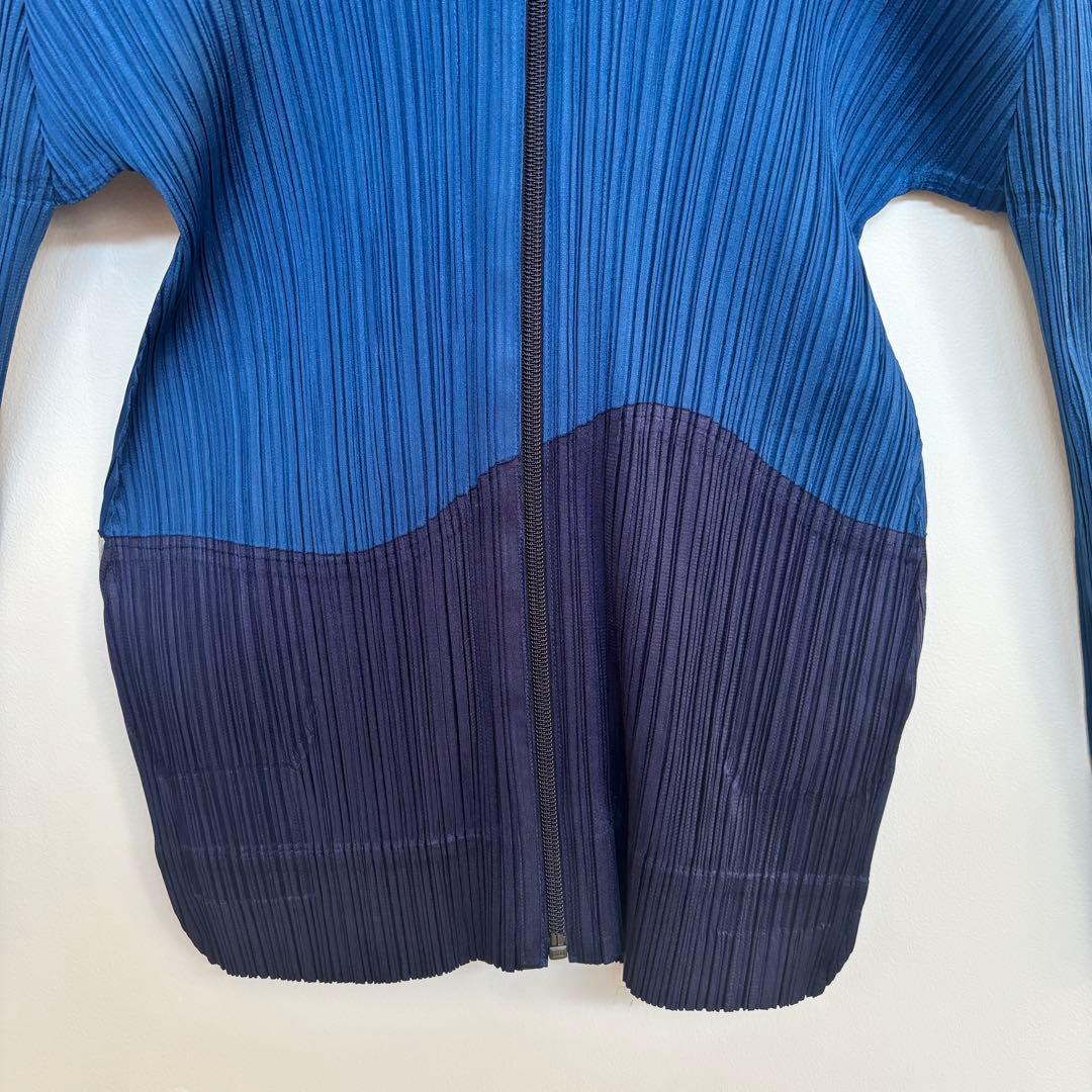 極美品 プリーツプリーズ イッセイミヤケ ジップアップパーカーフーディー長袖