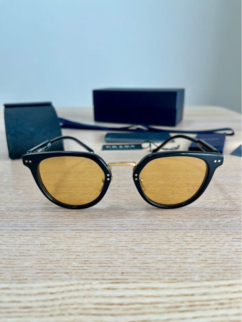 未使用品 正規品 PRADA プラダ SPR17Y AAV-07M サングラス