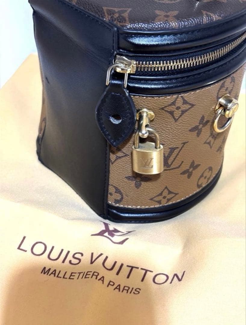 LOUIS VUITTON ショルダーバッグ カンヌ