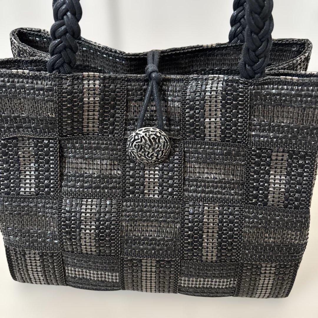 ALMA TONUTTI かごバッグ　三つ編みハンドル ブリザード メッゾ