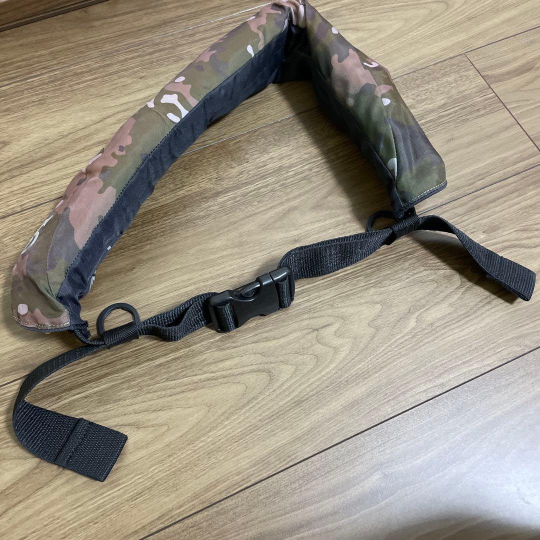 ブルーストーム　bluestrom 自動膨張式ライフジャケット　グリーンカモ