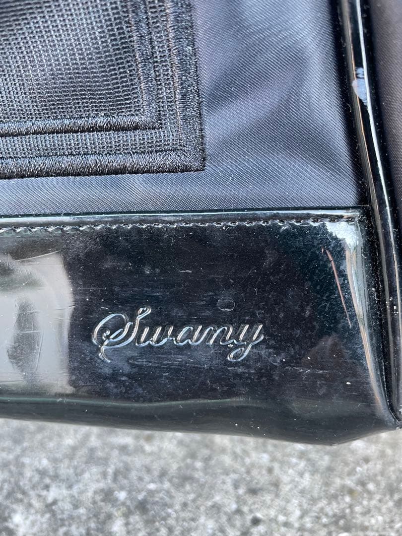 スワニー久家道子さん花柄刺繍 キャリーケース