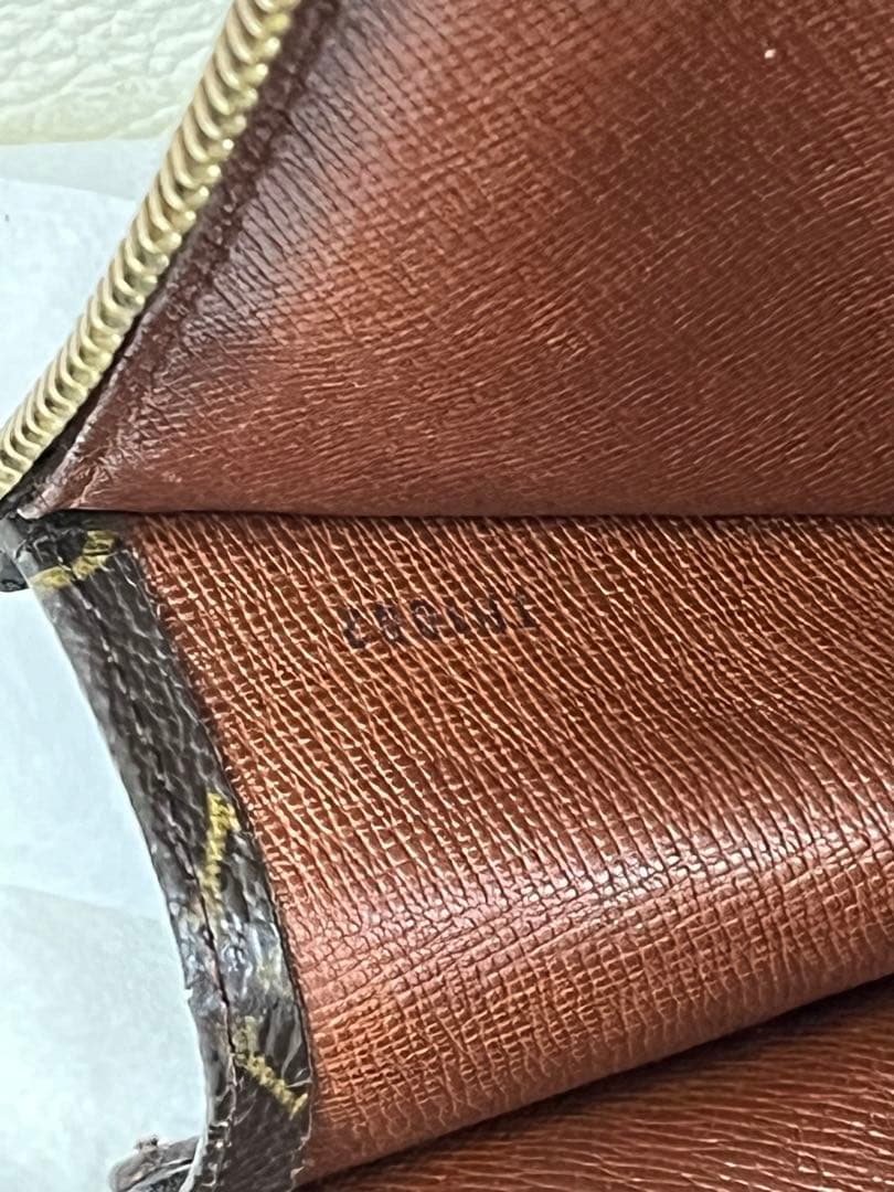 LOUIS VUITTON  ポッシュドキュマン クラッチバッグ モノグラム