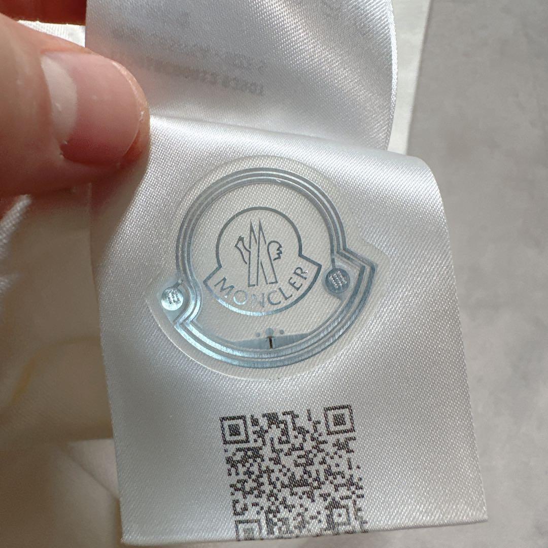 MONCLER モンクレール 半袖 Tシャツ 首ロゴ 袖ワッペン ホワイト S.