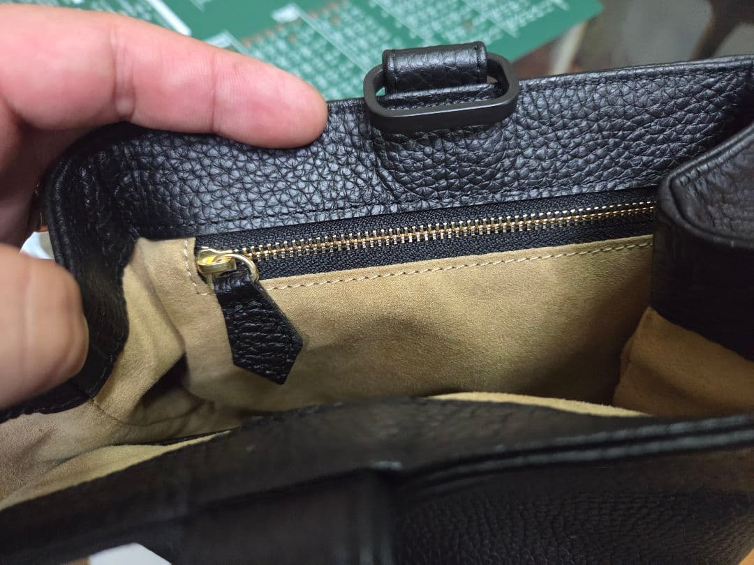 ハッシュタグ巾着レザーバック