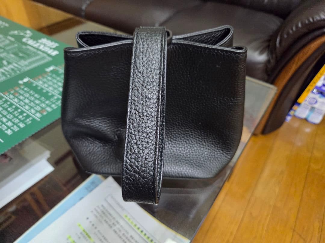 ハッシュタグ巾着レザーバック