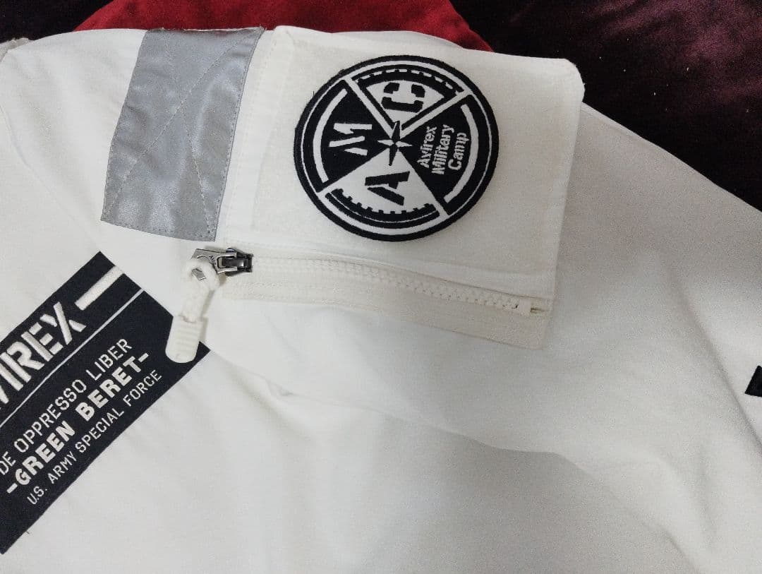 AVIREX MA-1 フライトジャケット ホワイト
