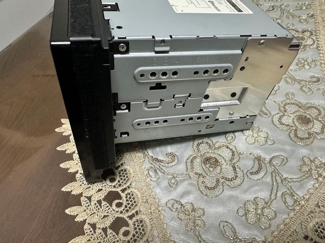 カーナビ Gathers VXM-135VFNi