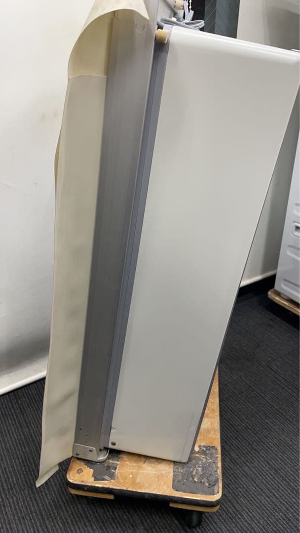 ★訳あり格安！コロナ　窓用ルームエアコン冷房専用 CW-A161E4